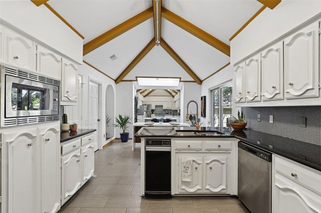 5716 Plumtree Drive, Dallas, TX 75252