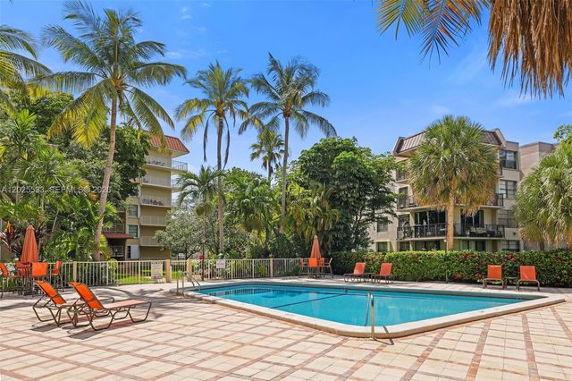 13120 SW 92nd Avenue B505, Miami, FL 33176