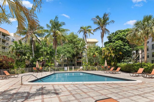 13120 SW 92nd Avenue B505, Miami, FL 33176