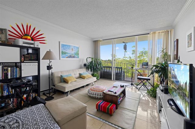 13120 SW 92nd Avenue B505, Miami, FL 33176
