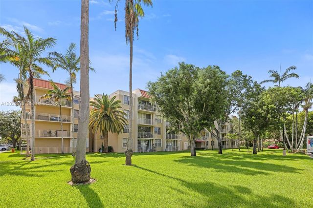 13120 SW 92nd Avenue B505, Miami, FL 33176