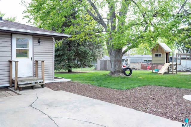 921 S Conklin Ave Avenue, Sioux Falls, SD 57103