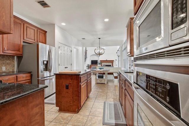 1500 Skip Tyler DR, Cedar Park, TX 78613