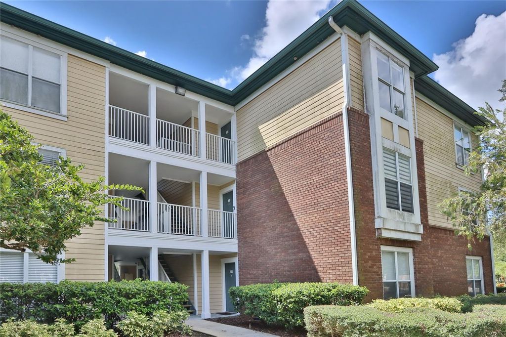 10110 WINSFORD OAK BOULEVARD 618, Tampa, FL 33624