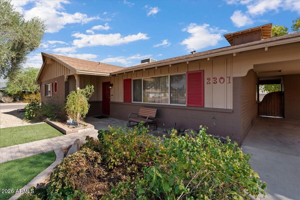 2301 W SAINT JOHN Road, Phoenix, AZ 85023 — photo 4