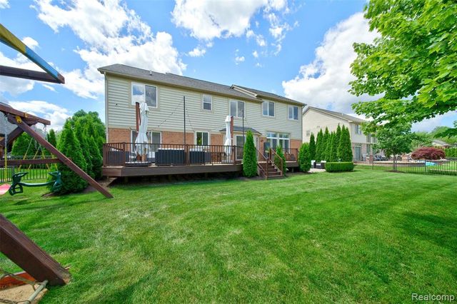 6828 Merrick Drive, Troy, MI 48098