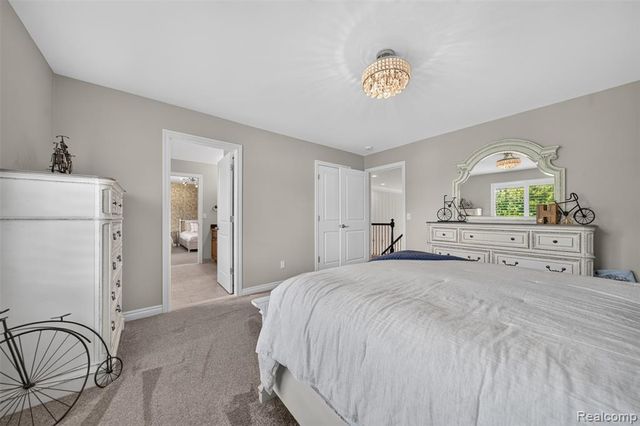 6828 Merrick Drive, Troy, MI 48098