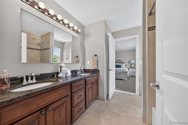 6828 Merrick Drive, Troy, MI 48098