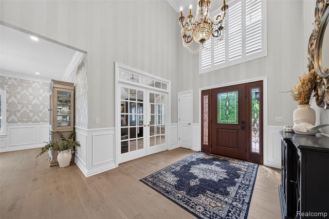 6828 Merrick Drive, Troy, MI 48098