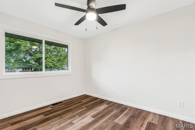 10 Garnier Court, Florissant, MO 63031