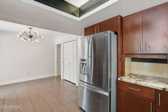933 E LEEWARD Lane, Tempe, AZ 85283