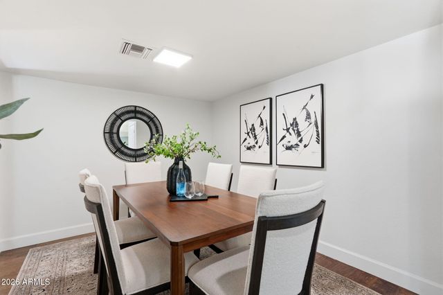 933 E LEEWARD Lane, Tempe, AZ 85283