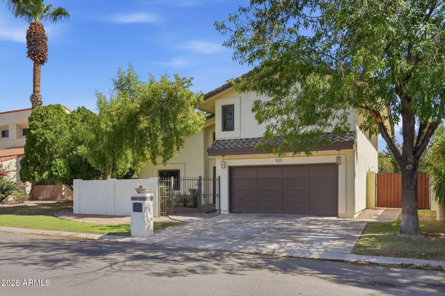 933 E LEEWARD Lane, Tempe, AZ 85283