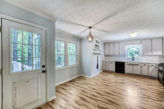 1504 Mill Creek Court SW, Marietta, GA 30008