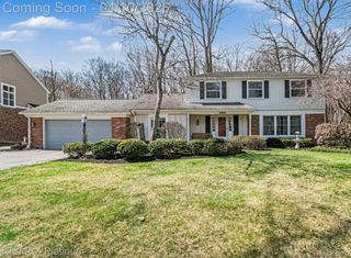 28861 Forest Ridge Drive, Farmington Hills, MI 48331