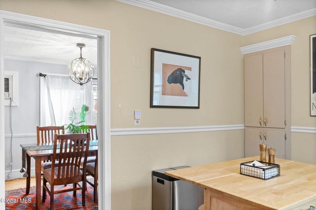 1524 Avenue A, Watervliet, NY 12189