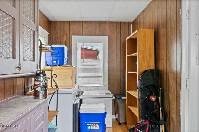 1524 Avenue A, Watervliet, NY 12189