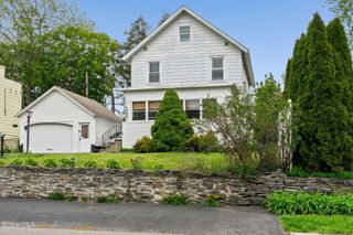 1524 Avenue A, Watervliet, NY 12189