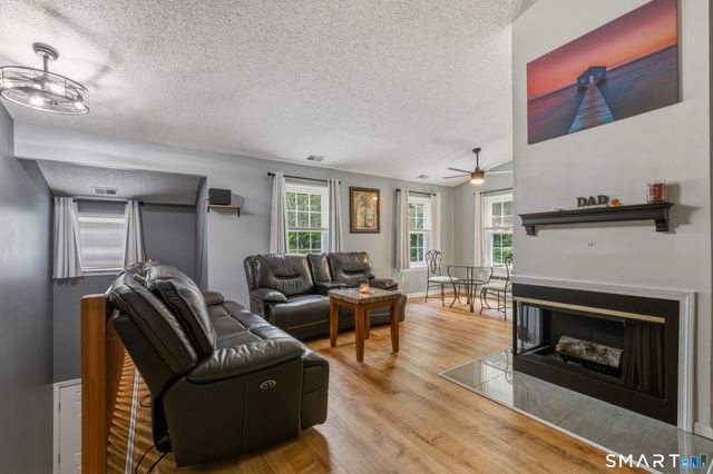 142 Spyglass Court 142, Torrington, CT 06790