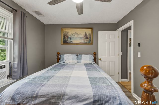 142 Spyglass Court 142, Torrington, CT 06790