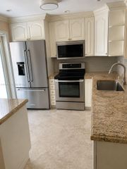 219 NE 14th Avenue 306, Hallandale Beach, FL 33009
