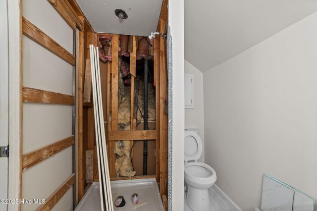 1500 Pollock Street, Kinston, NC 28501