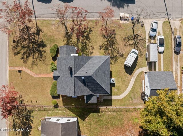 1500 Pollock Street, Kinston, NC 28501