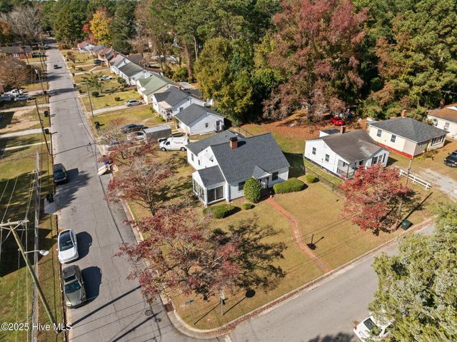 1500 Pollock Street, Kinston, NC 28501