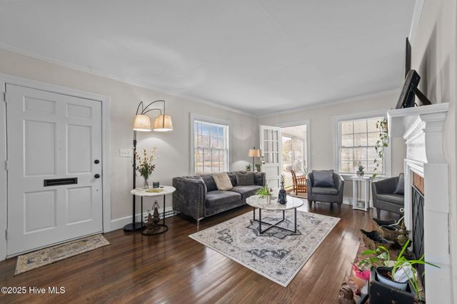 1500 Pollock Street, Kinston, NC 28501