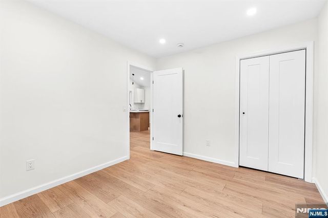 39 Old Road, Ringwood, NJ 07456