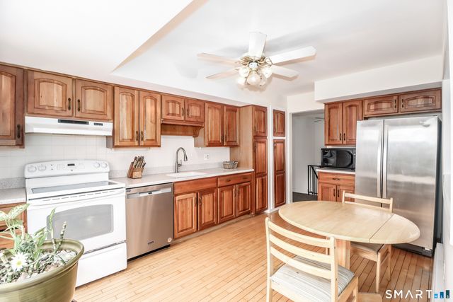 24 Prospect Drive, Brookfield, CT 06804