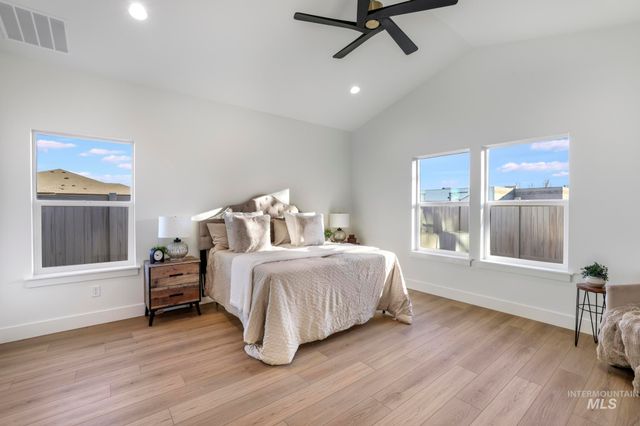 562 Canyon Mist, Twin Falls, ID 83301