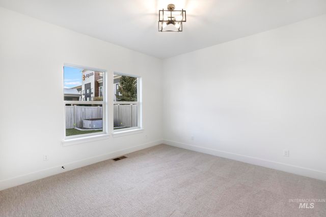 562 Canyon Mist, Twin Falls, ID 83301