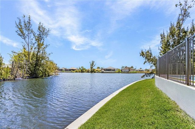 2303 35th AVE, Cape Coral, FL 33993