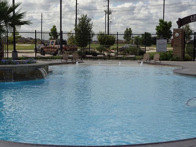 19847 Broken Cactus Drive, Cypress, TX 77433