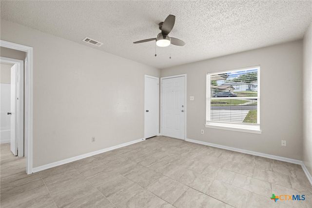 704 N 7th Street, Copperas Cove, TX 76522