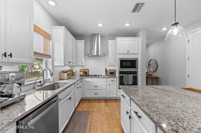 357 PIONEER VILLAGE Drive, Ponte Vedra, FL 32081