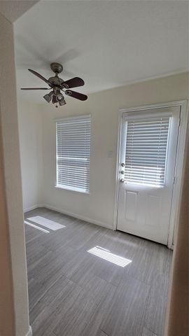 1823 Creegan Park Court, Houston, TX 77047