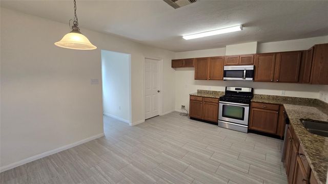 1823 Creegan Park Court, Houston, TX 77047