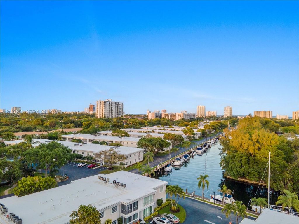 6315 Bay Club Drive 3, Fort Lauderdale, FL 33308