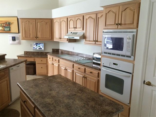 8125 COURTLEIGH, Orlando, FL 32835