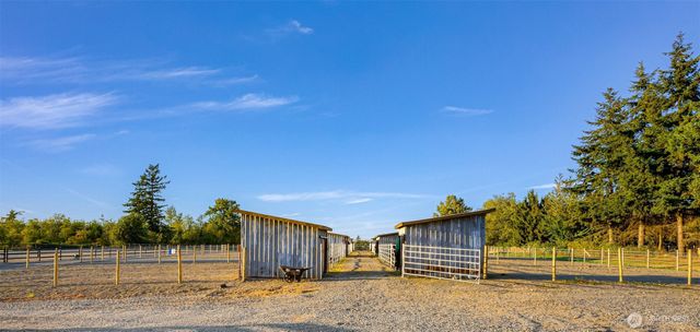 504 E Smith Road, Bellingham, WA 98226