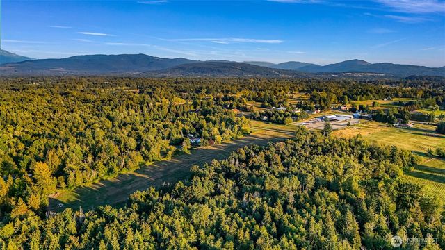 504 E Smith Road, Bellingham, WA 98226