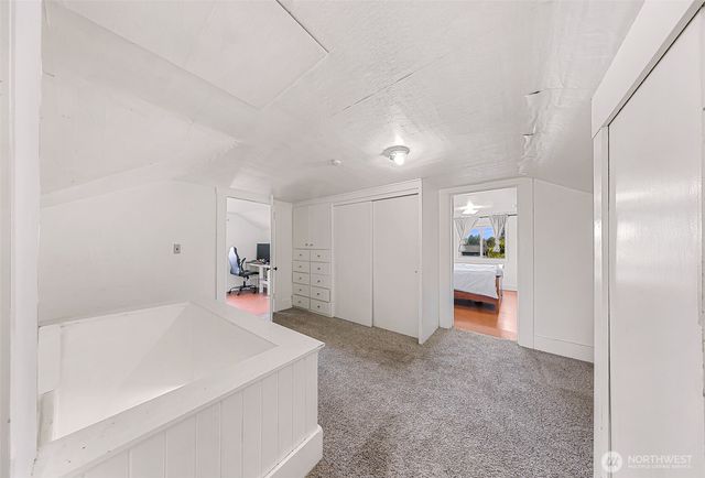 504 E Smith Road, Bellingham, WA 98226