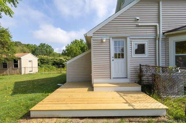 48 Senix Avenue, Center Moriches, NY 11934