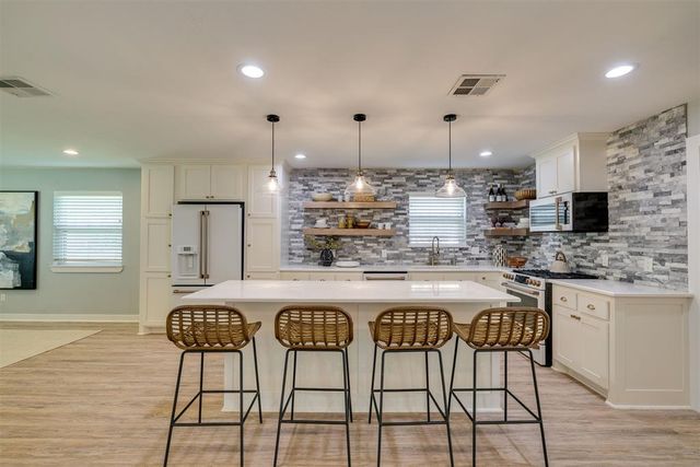 2405 NW 59th Street, Oklahoma City, OK 73112