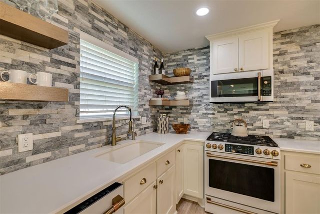 2405 NW 59th Street, Oklahoma City, OK 73112