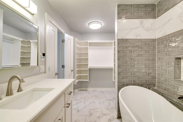 2405 NW 59th Street, Oklahoma City, OK 73112