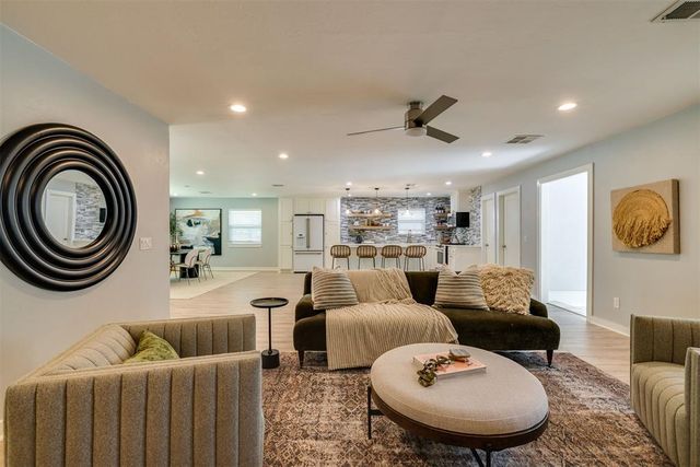 2405 NW 59th Street, Oklahoma City, OK 73112