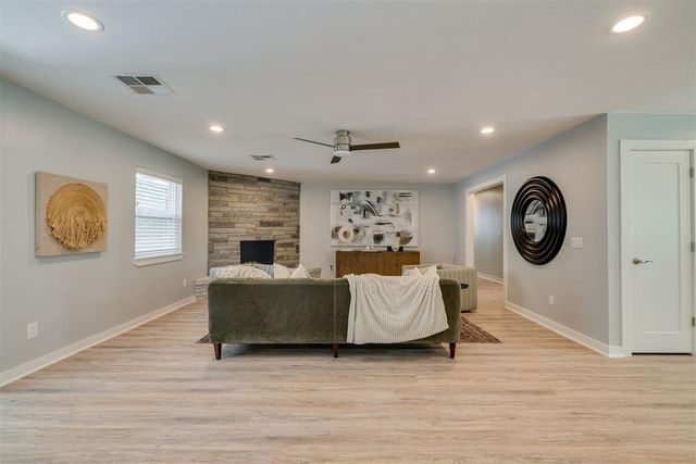 2405 NW 59th Street, Oklahoma City, OK 73112